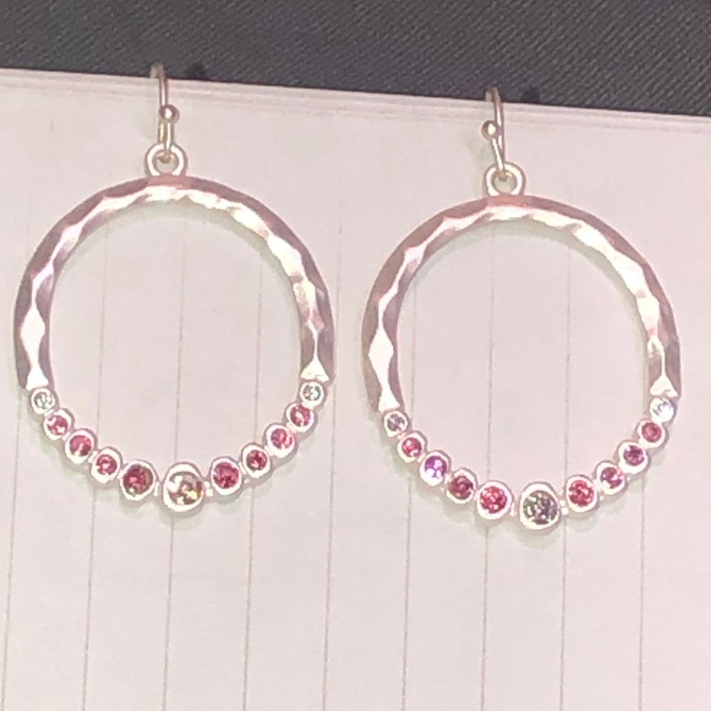 🆕Pink crystal & silver hoop earrings NWT
